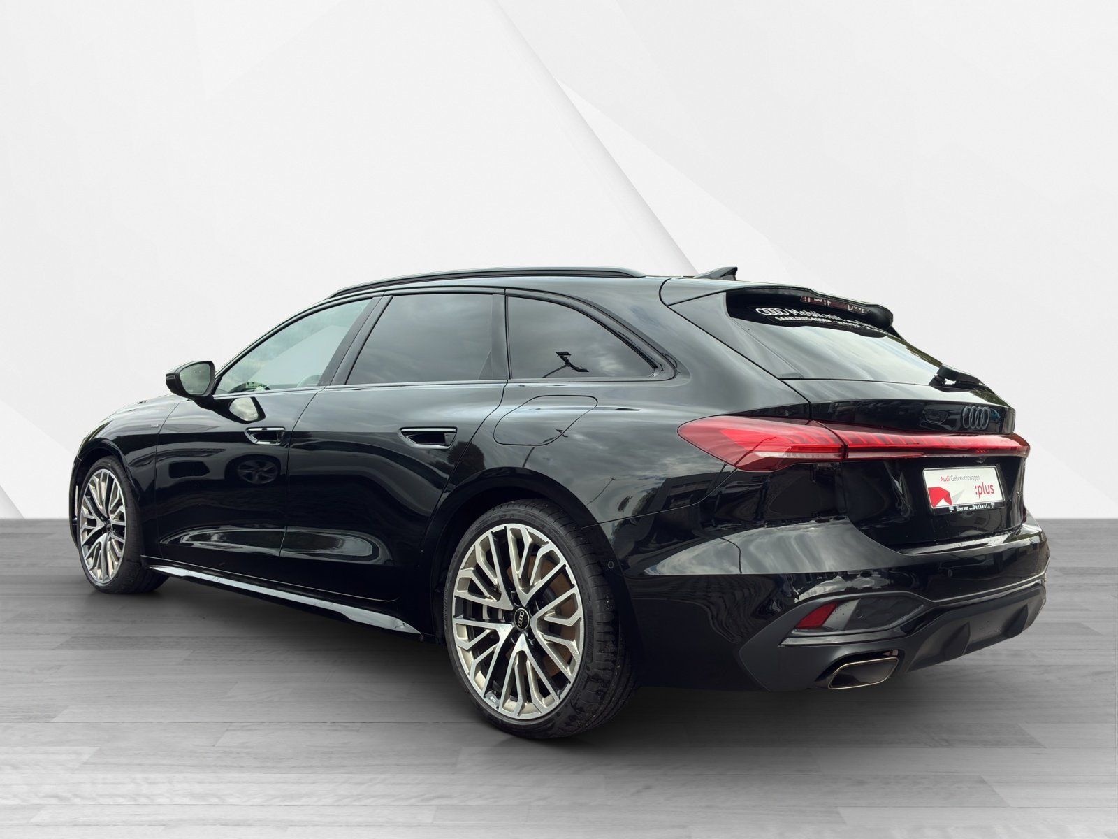 Fahrzeugabbildung Audi A5 Avant e-hybrid quattro TFSI 360,AHK,HUD,LED