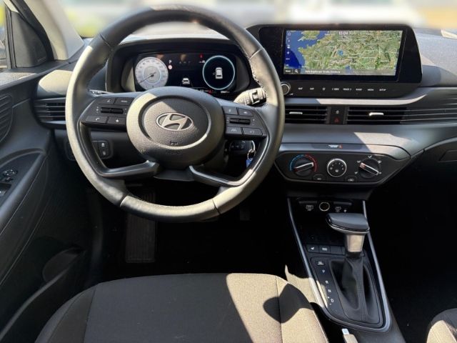 Fahrzeugabbildung Hyundai i20 FL (MY25) 1.0 T-GDI (100 PS) 7-DCT Trend Nav