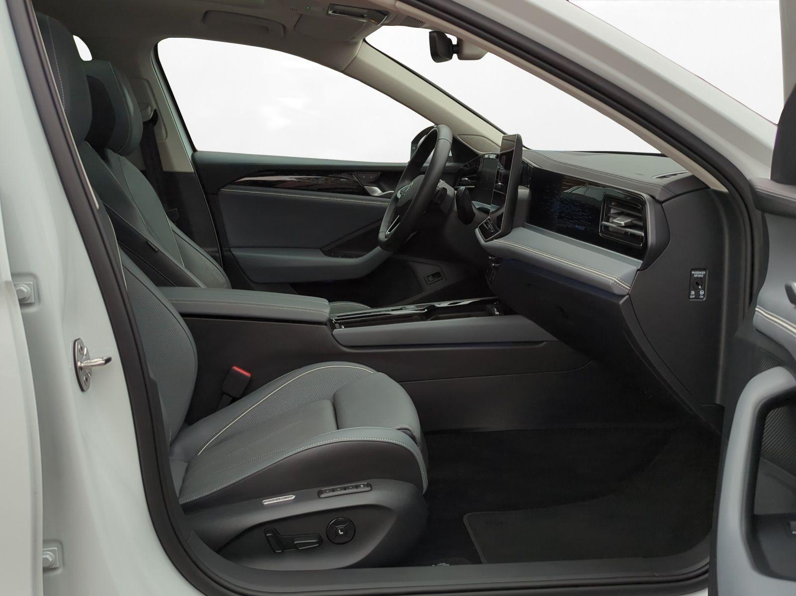 Volkswagen Passat 2.0 TDI Elegance AHK Pano Matrix, миниатюра 11