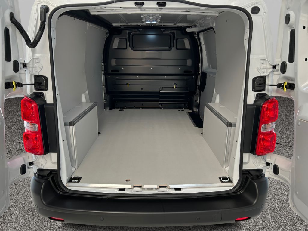Fahrzeugabbildung Opel Vivaro Cargo 2.0 BlueHDi 145 Standard