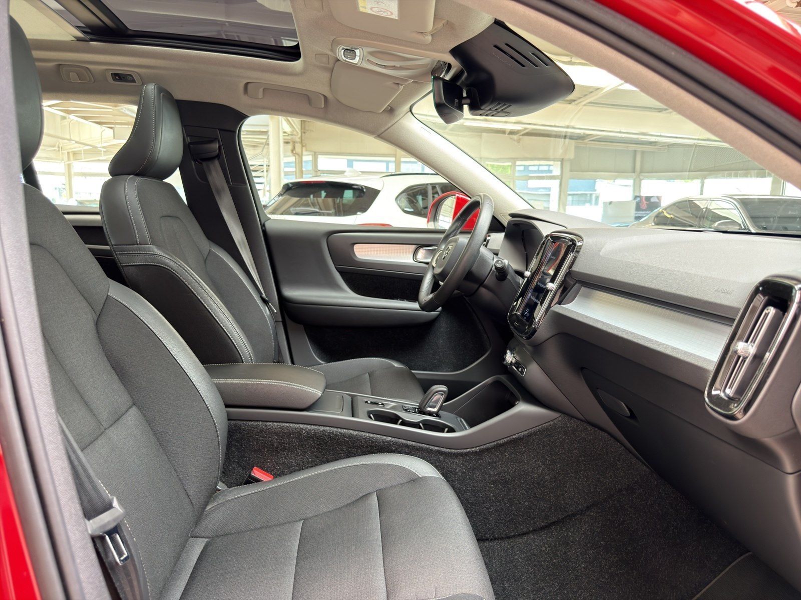 Volvo XC40 T4 Geartronic Momentum Pro Pano CarPlay W foto 16