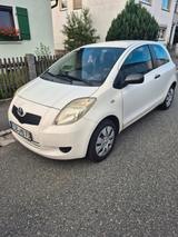 Toyota Yaris 1,0-l-VVT-i Cool Cool