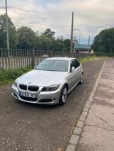 BMW 325 i Limousine - BMW 325 in Oberhausen