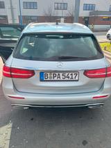 Mercedes-Benz E 220 d T Autom. - - Mercedes-Benz E 220 Gebrauchtwagen in Berlin