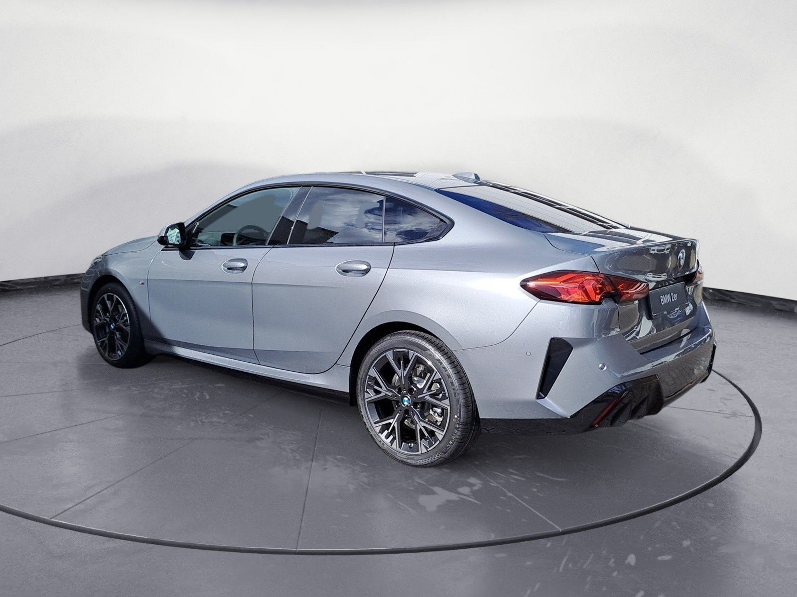 BMW 218 Gran Coupé - Bild 4