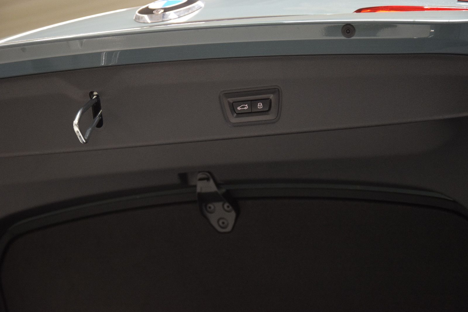 Fahrzeugabbildung BMW 420d xDrive MSport Pano HuD ACC Keyless 360° Amb