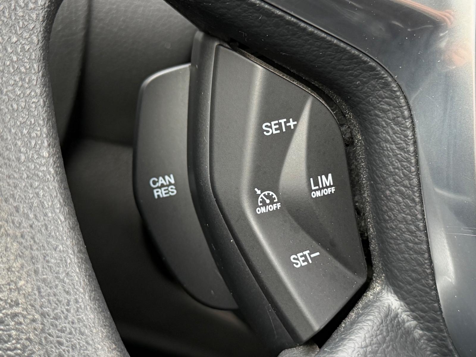Ford Focus 2014 — photo 20