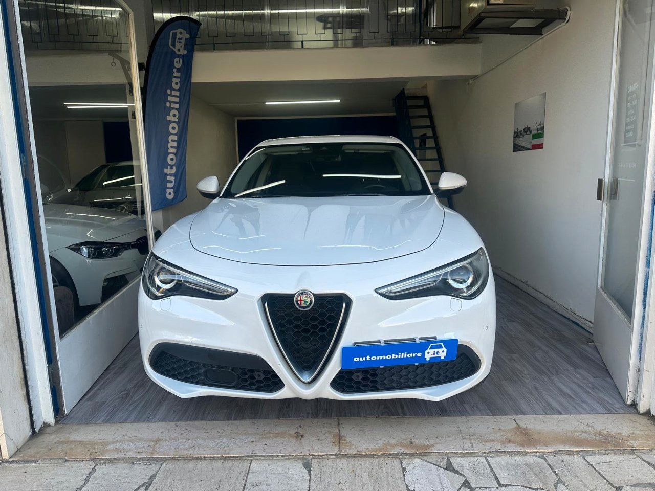 Alfa Romeo Stelvio 2.2 t Sport Tech rwd 160cv au imagem 2