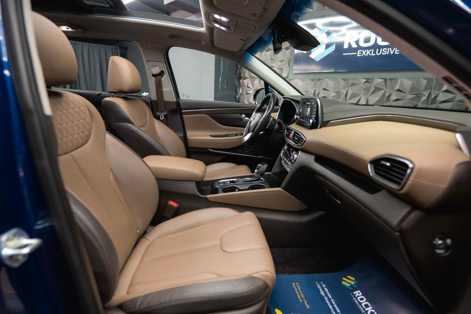 Fahrzeugabbildung Hyundai Santa Fe Premium 4WD 8G*Pano*ACC*LED*DAB*21Zoll*