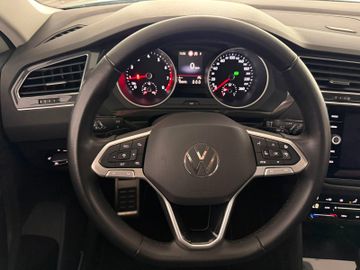 Volkswagen Tiguan - 6
