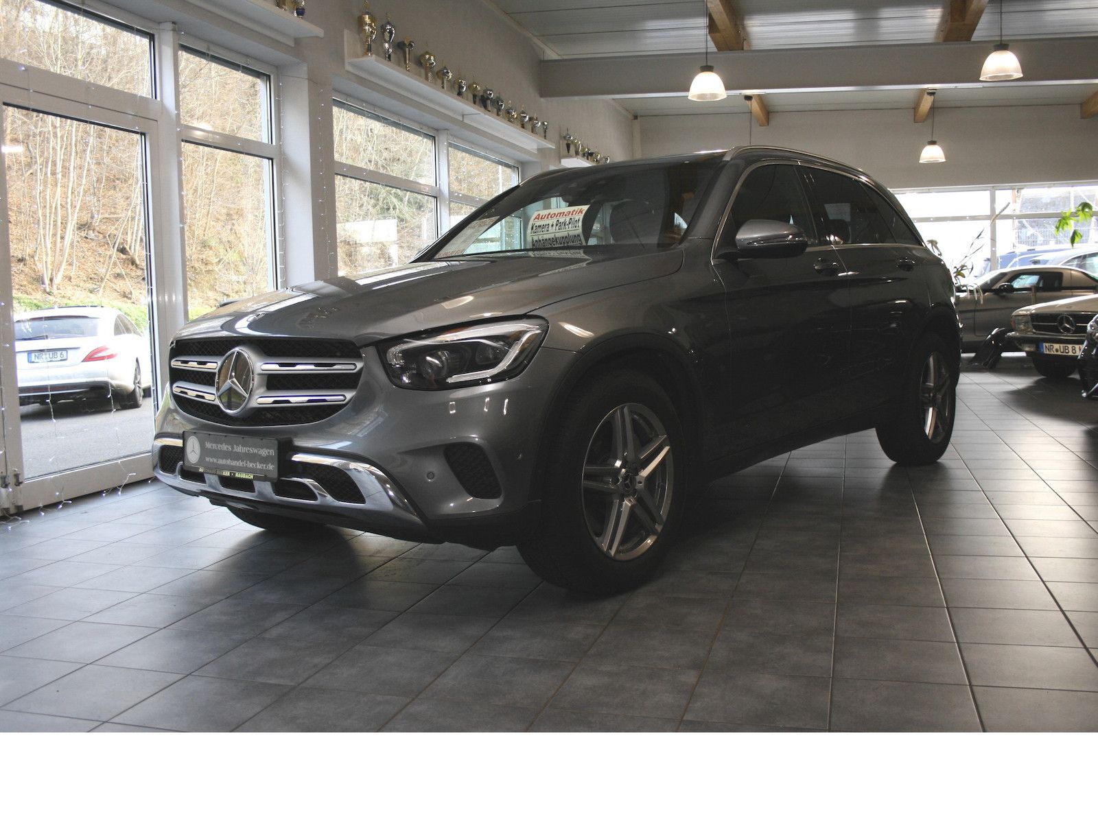 Fahrzeugabbildung Mercedes-Benz GLC 220 d 4M *AHK*LED*Totwinkel*Pano-Dach