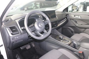 Fotografie des Nissan Qashqai 1.3 DIG-T MHEV Xtronic N-Connecta