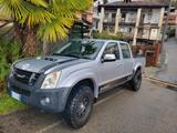Isuzu D-Max 3.0 TD cat Crew Cab 4WD Pick-up LS E - gebrauchte Isuzu D-Max aus dem Jahr 2010