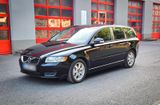 Volvo 1.6 D, Neu TÜV - Volvo V50 aus 2011