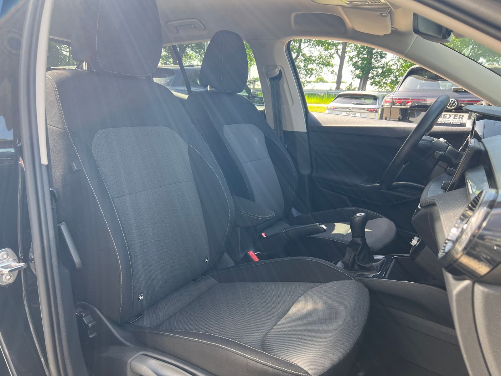 Fahrzeugabbildung SKODA Fabia Selection 1.0 TSI *LED, Climatronic, Sitzh
