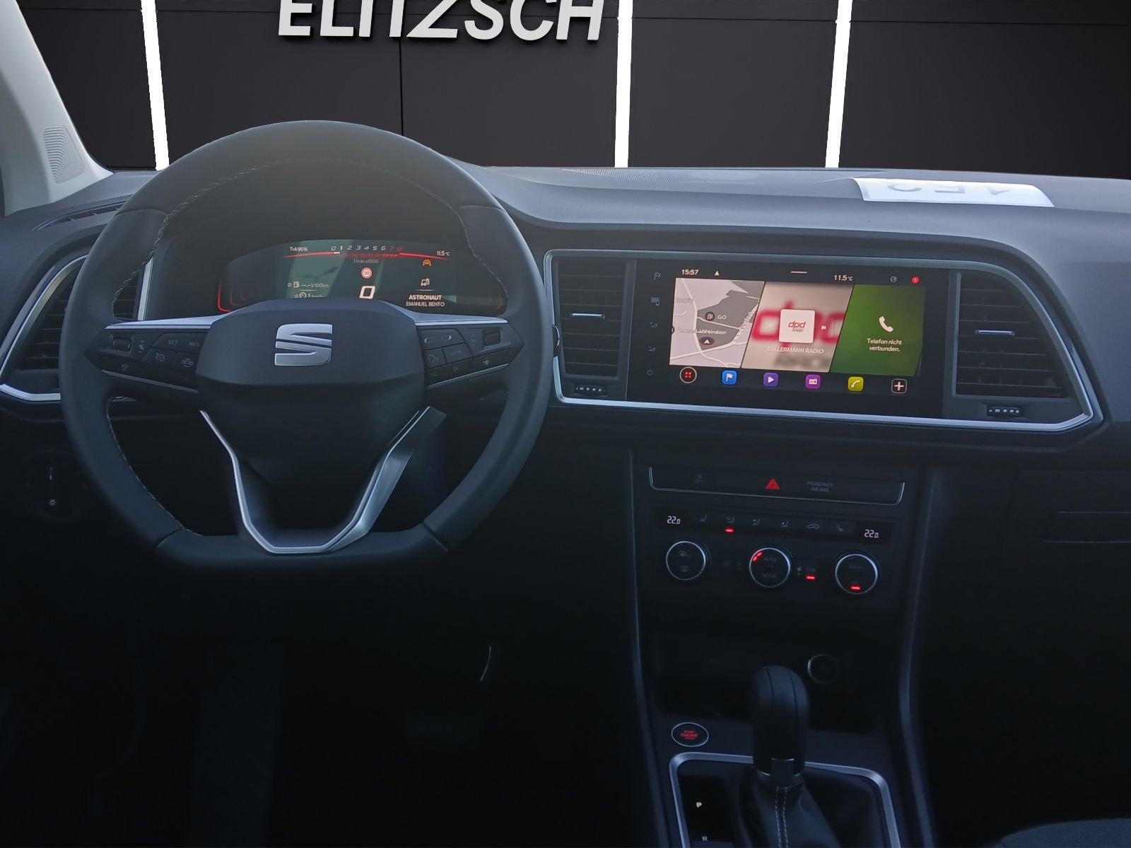 Fahrzeugabbildung SEAT Ateca 1.5 TSI DSG Road Edition LED Keyless