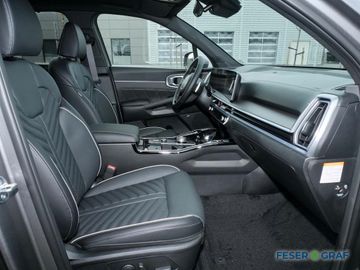 KIA Sorento - 4