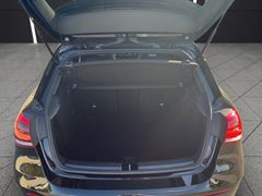 Mercedes-Benz A 180 AMG Line