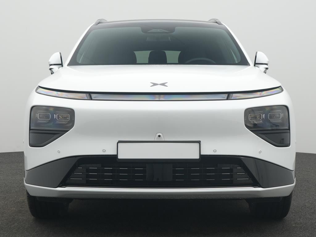 XPENG G9