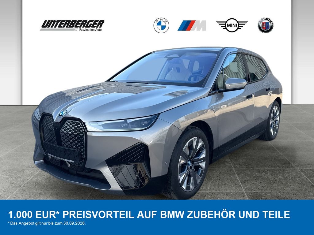 BMW iX xDrive50 SHZ Sitzbelüftung