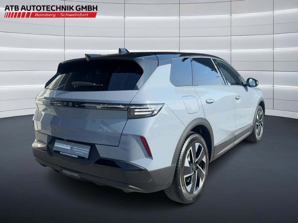 Fahrzeugabbildung Opel Grandland GS, AHK, Allwetter, 360 Grad Kamera,