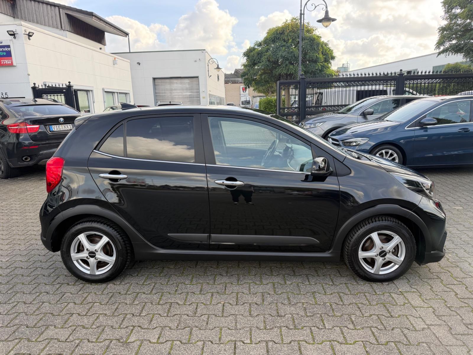 Kia Picanto X-Line