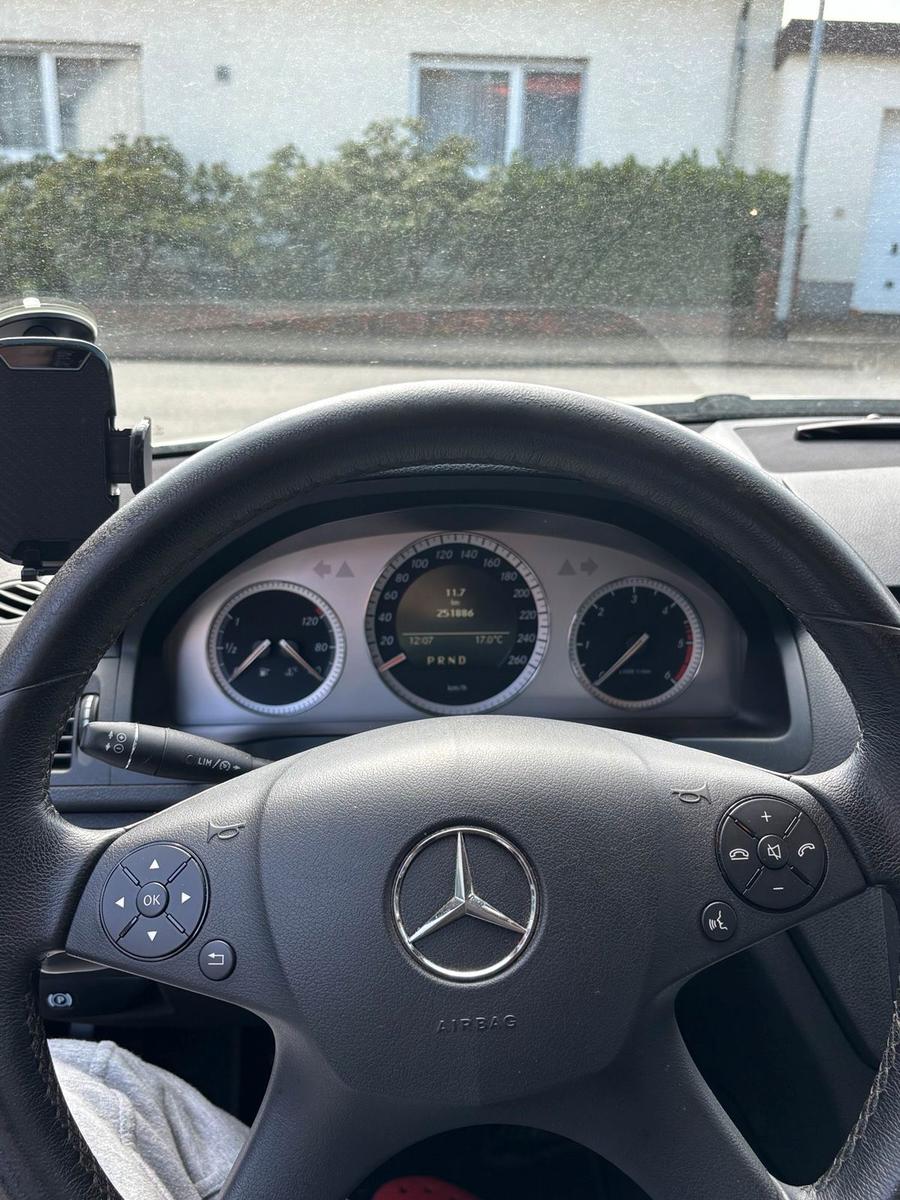 Mercedes-Benz C220 2008 — photo 6