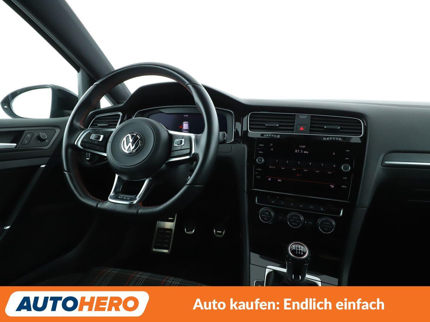 Volkswagen Golf VII 2.0 TSI GTI Performance BMT*LED*ACC*CAM