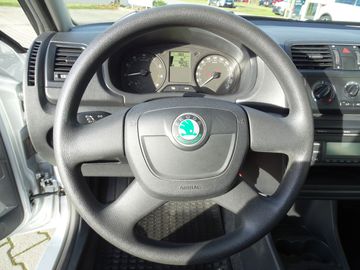 Skoda Fabia 1.2 Active Klima-el.FH-Allwetter-wenig km