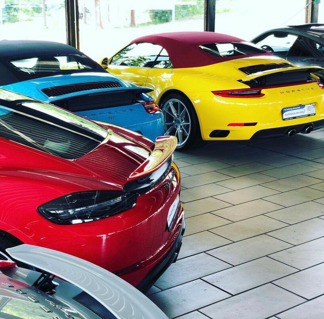 showroom-image-top