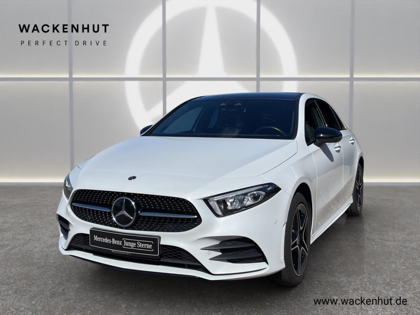 Mercedes-Benz A 250 e AMG*AHK*PANO*RFK*NAVI*LED