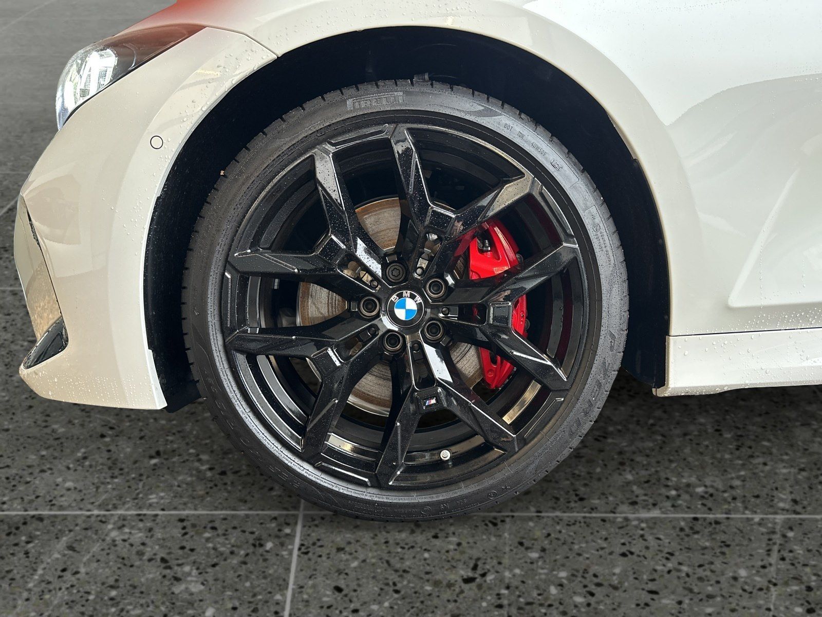 BMW 320 - Bild 10