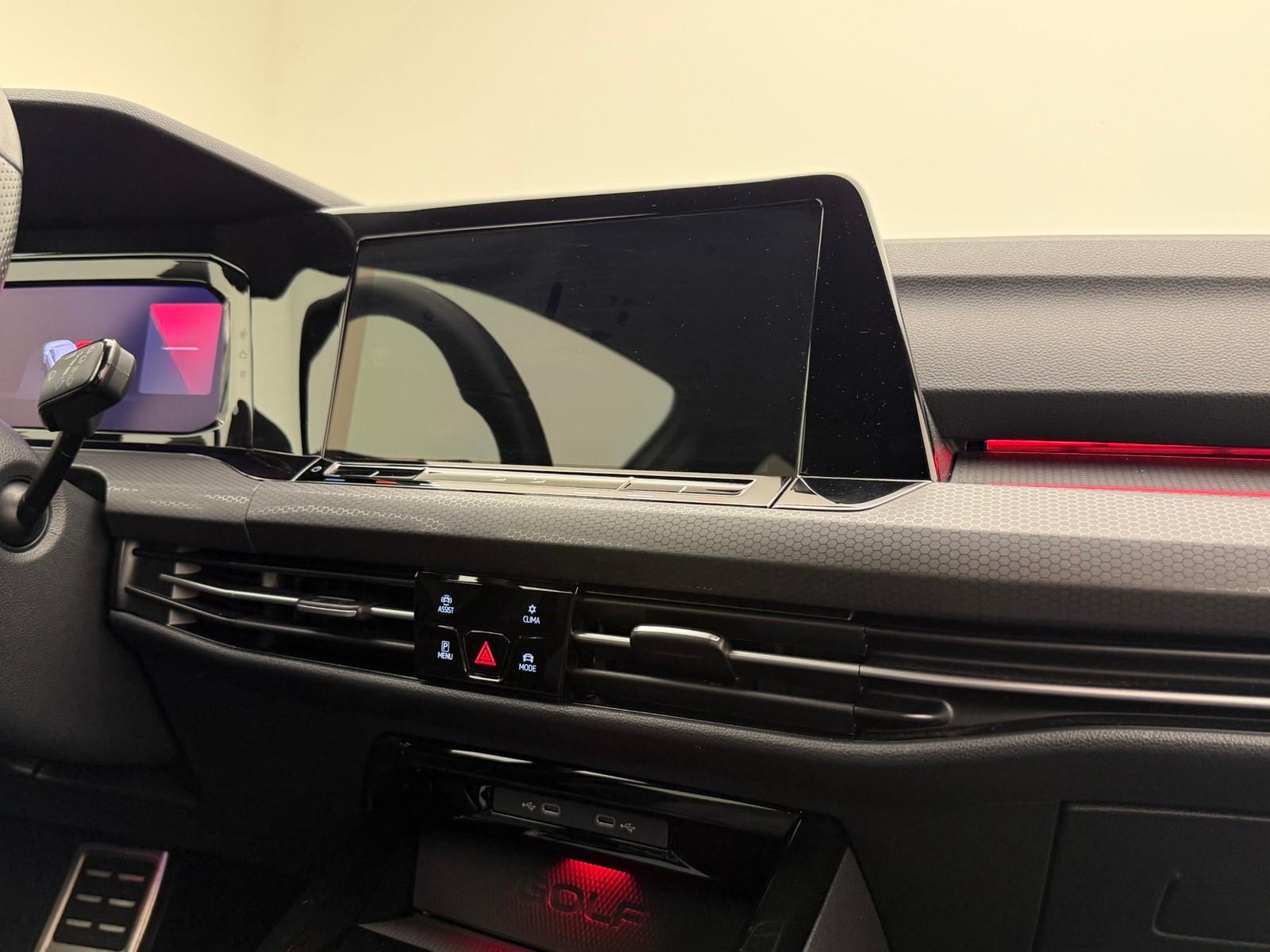Volkswagen Golf 8 GTI 2.0 TSI DSG Business KomfortStandh, миниатюра 7
