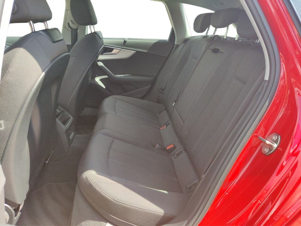 Audi A4 - Bild 17