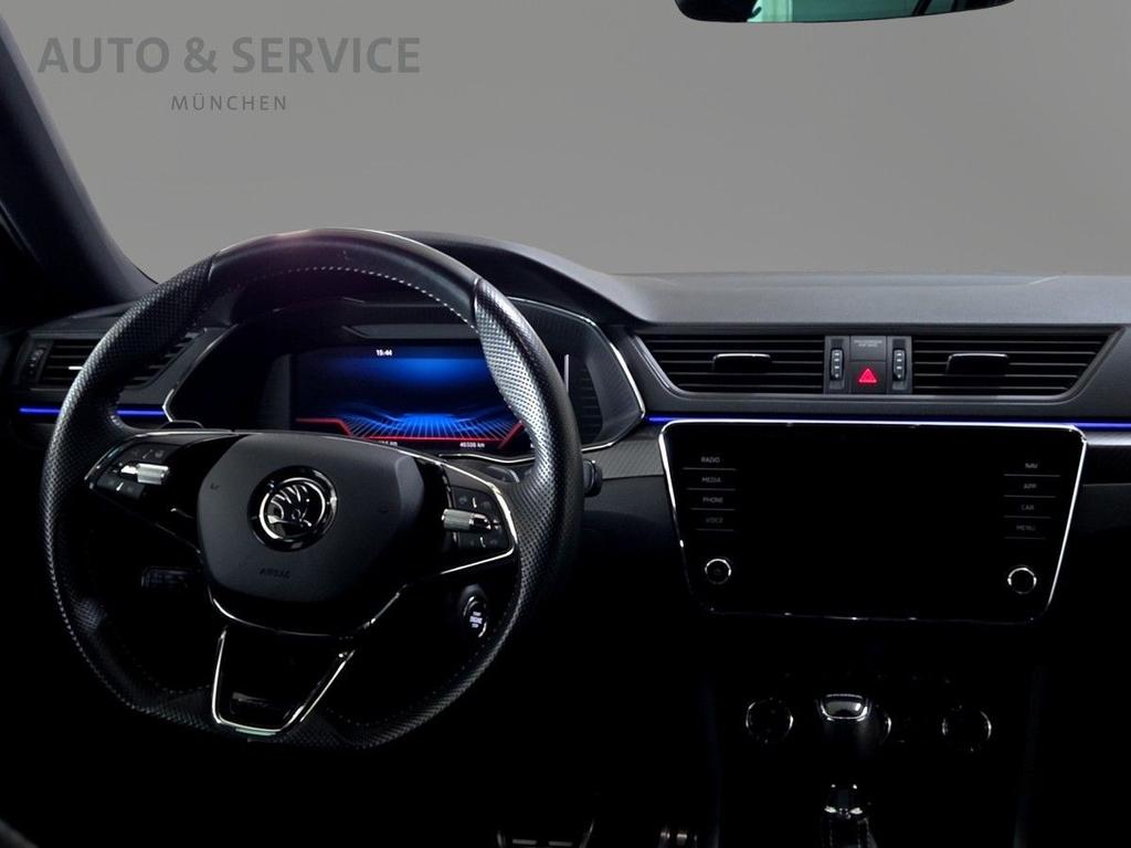 Skoda Superb 2023 г. Серый, пробег 46700 км