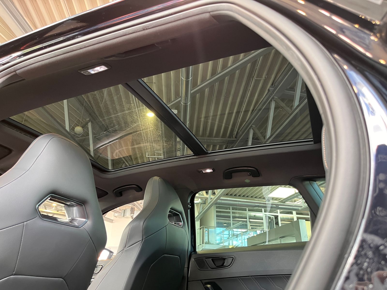 Fahrzeugabbildung CUPRA Ateca 4Drive AHK PANO LED NAVI