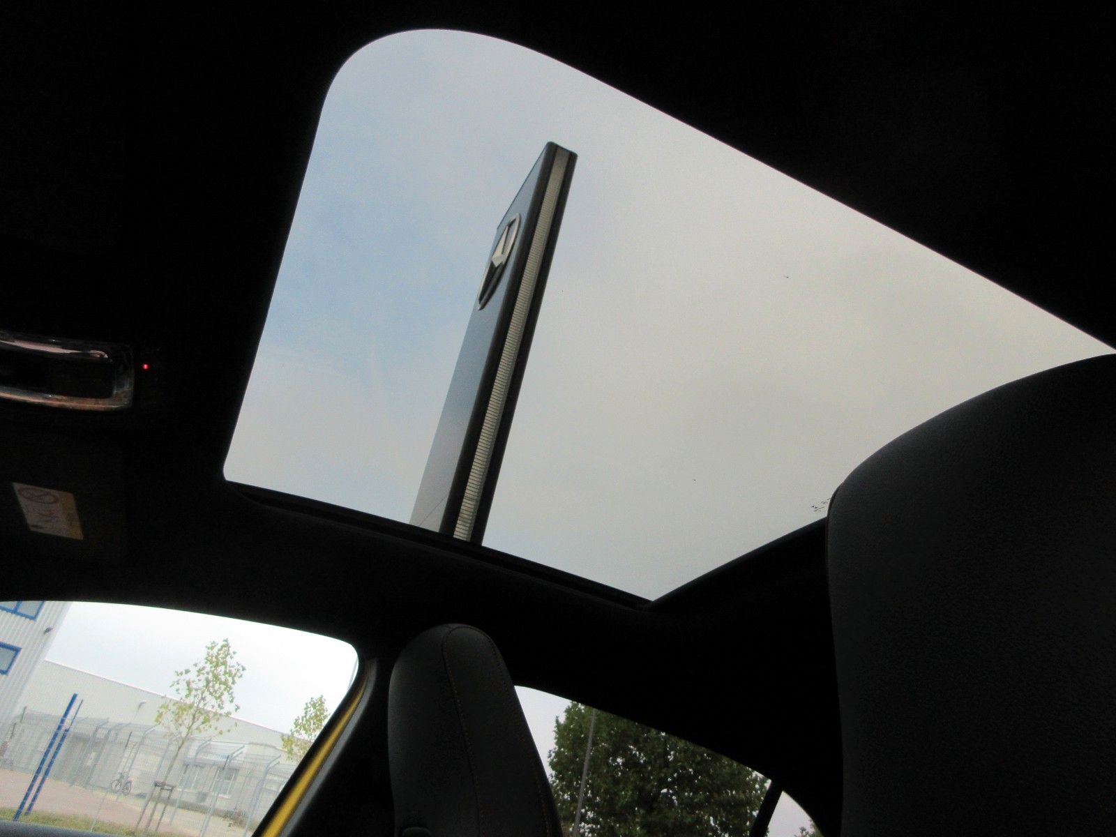 Fahrzeugbild 24