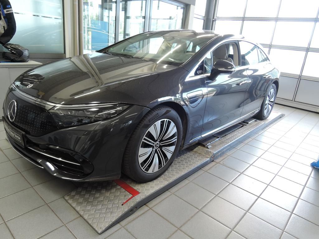 Image of Mercedes-Benz EQS