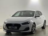 Hyundai i30 CRDi Fastback Prem. LED Navi Kam. Keyl.1.Hd - Hyundai mit Diesel-Antrieb