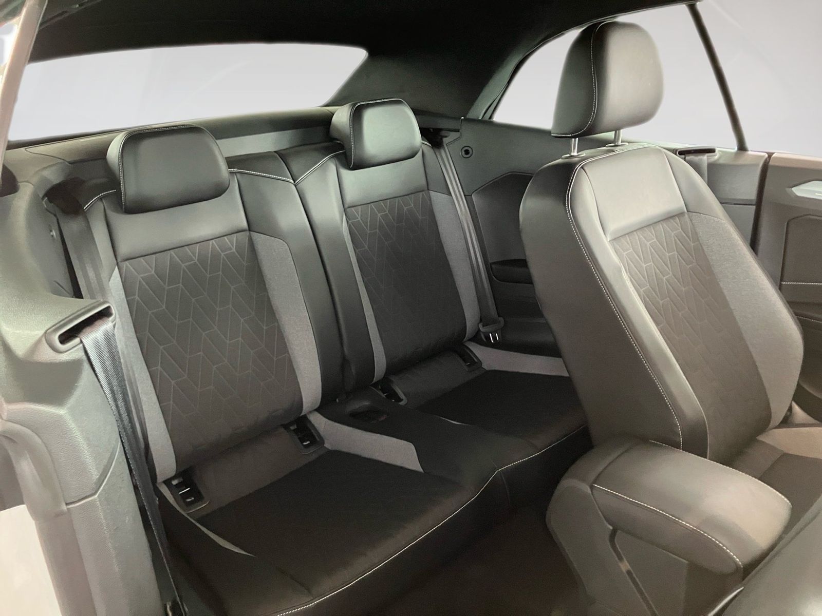 Volkswagen T-Roc - Bild 10