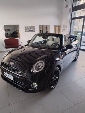 MINI Mini Mini 2.0 Cooper S Cabrio