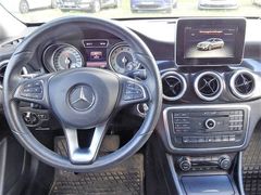 Fahrzeugabbildung Mercedes-Benz CLA 200 Shooting Brake /Automatik