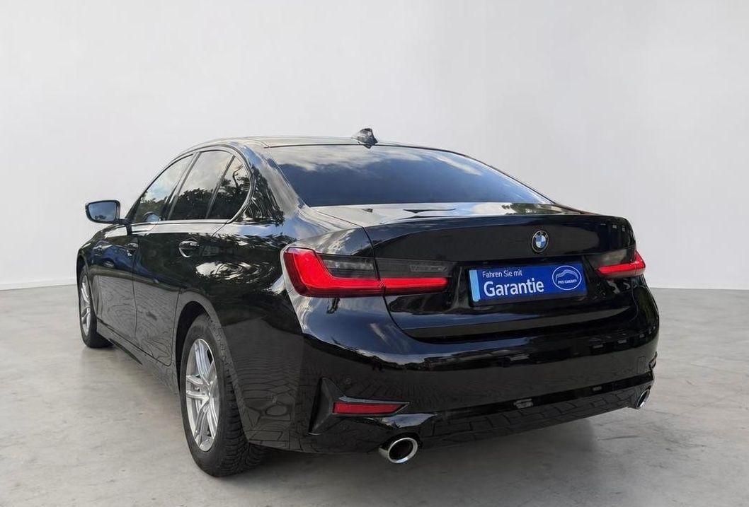 BMW 320d M-Sport Line SCHIEBEDACH H&K AMBIENTE foto 3