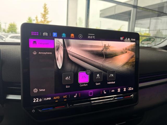 Volkswagen T-Roc 1.5 eTSI R-Line Navi AHK Kamera ACC SitzHZ