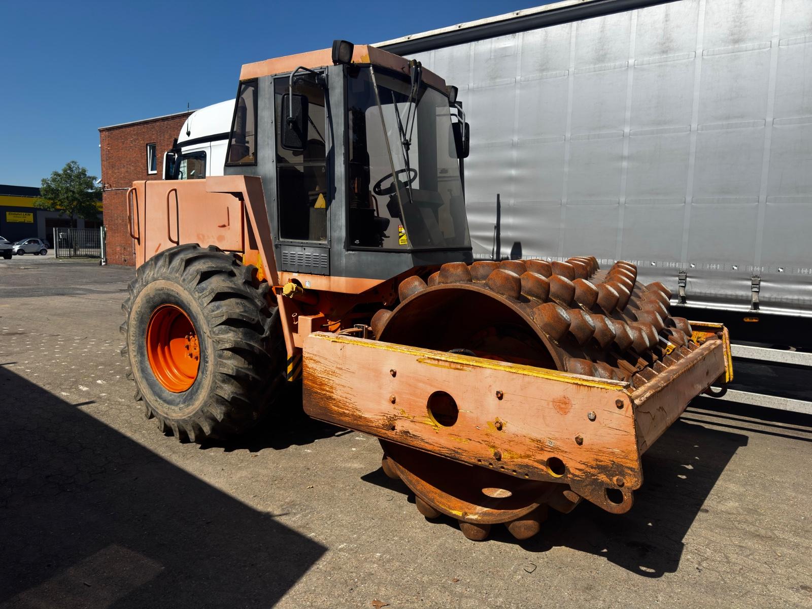 CAT CP-563