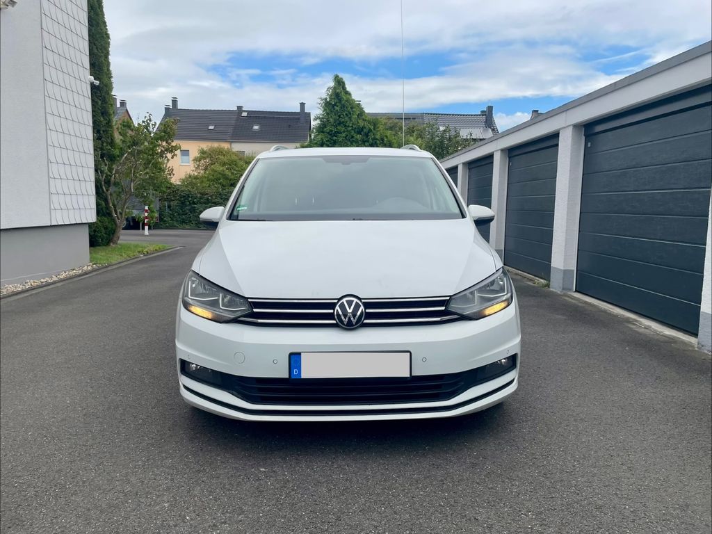 Image of Volkswagen Touran