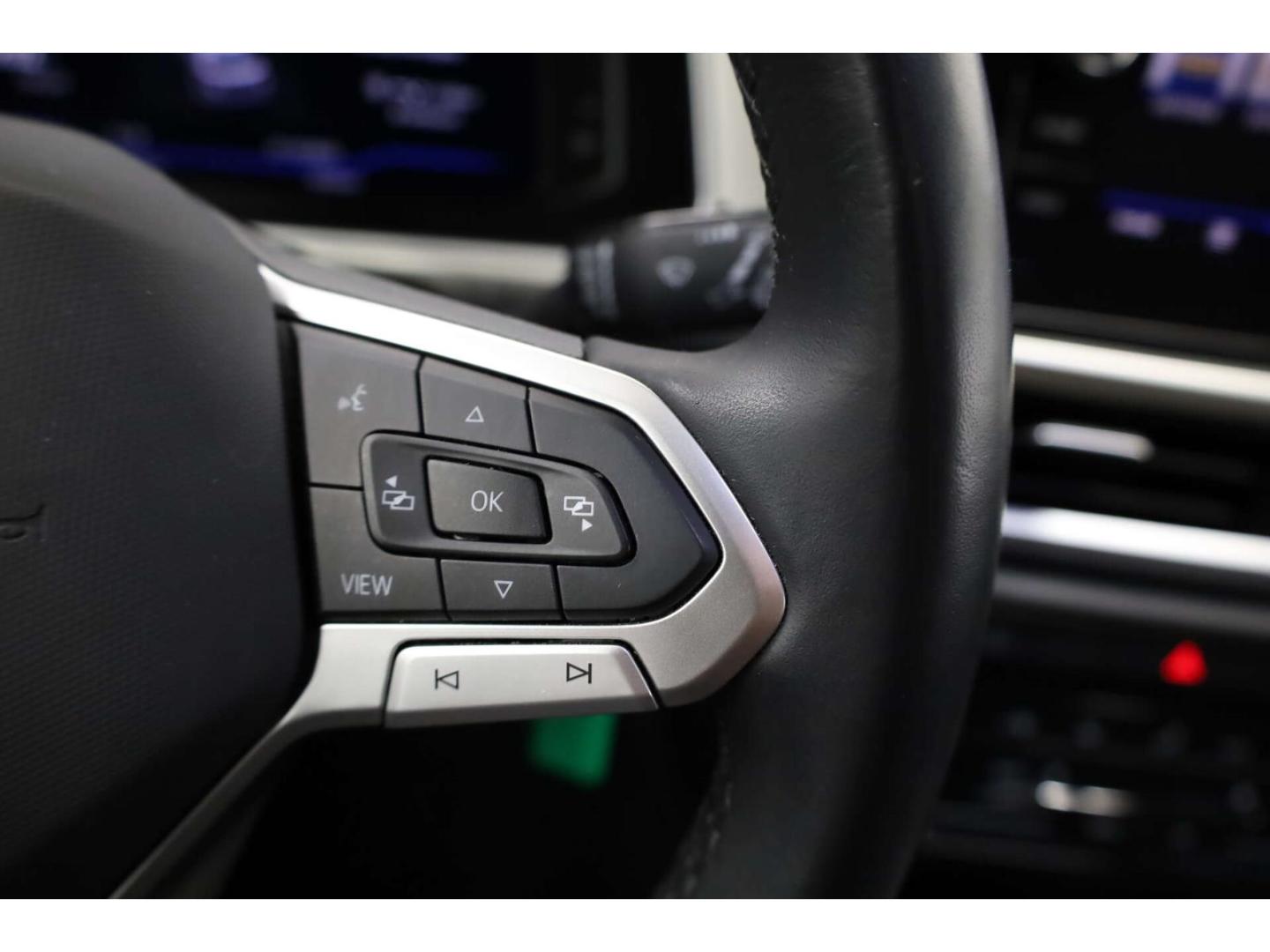Volkswagen T-Roc 1.0 TSI OPF Move 6-Gg. LED/RFK/ACC/PDC/SH, миниатюра 11