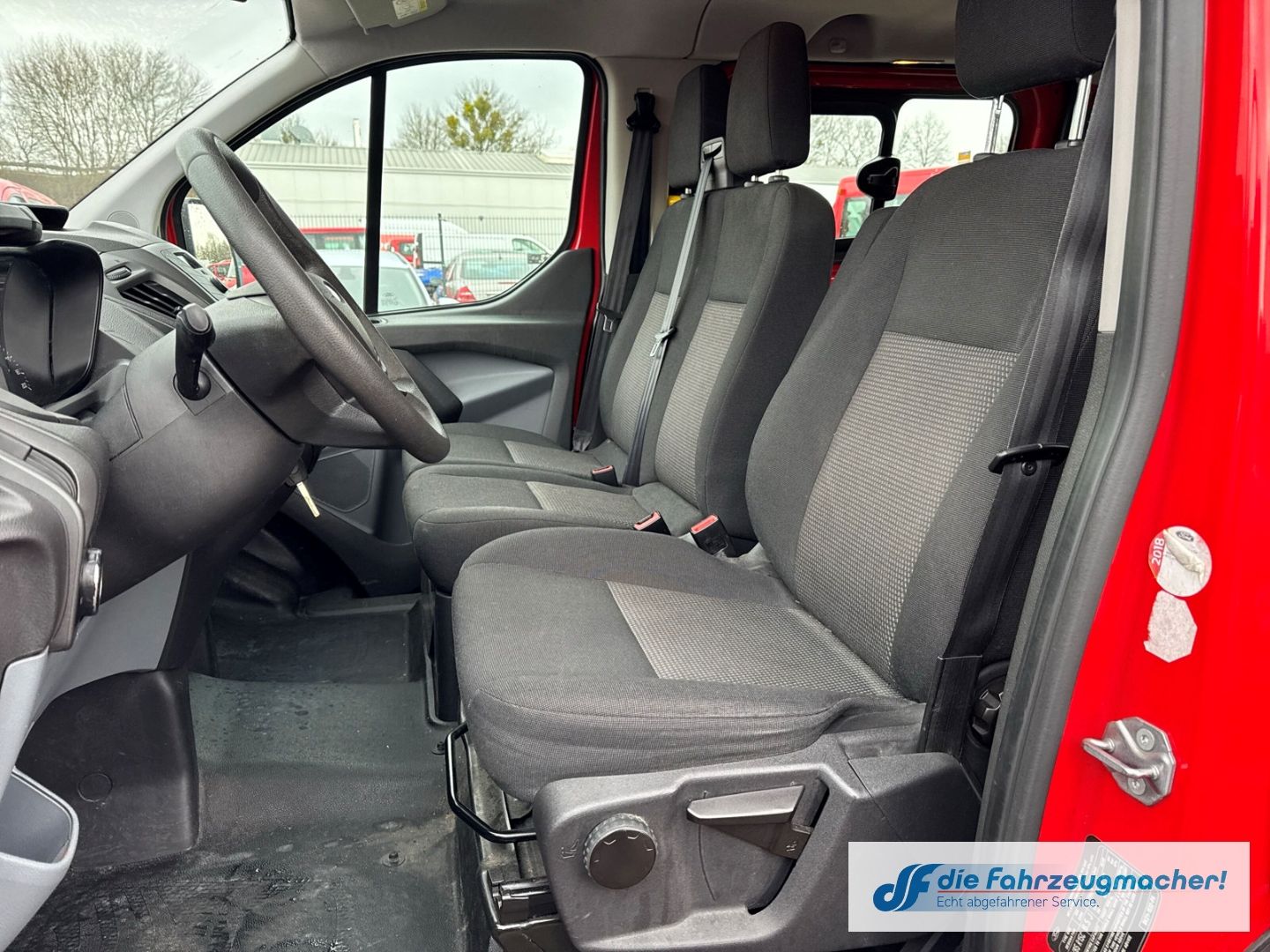 Fahrzeugabbildung Ford Transit Custom Tourneo 300 L1 *2448*EXPORT