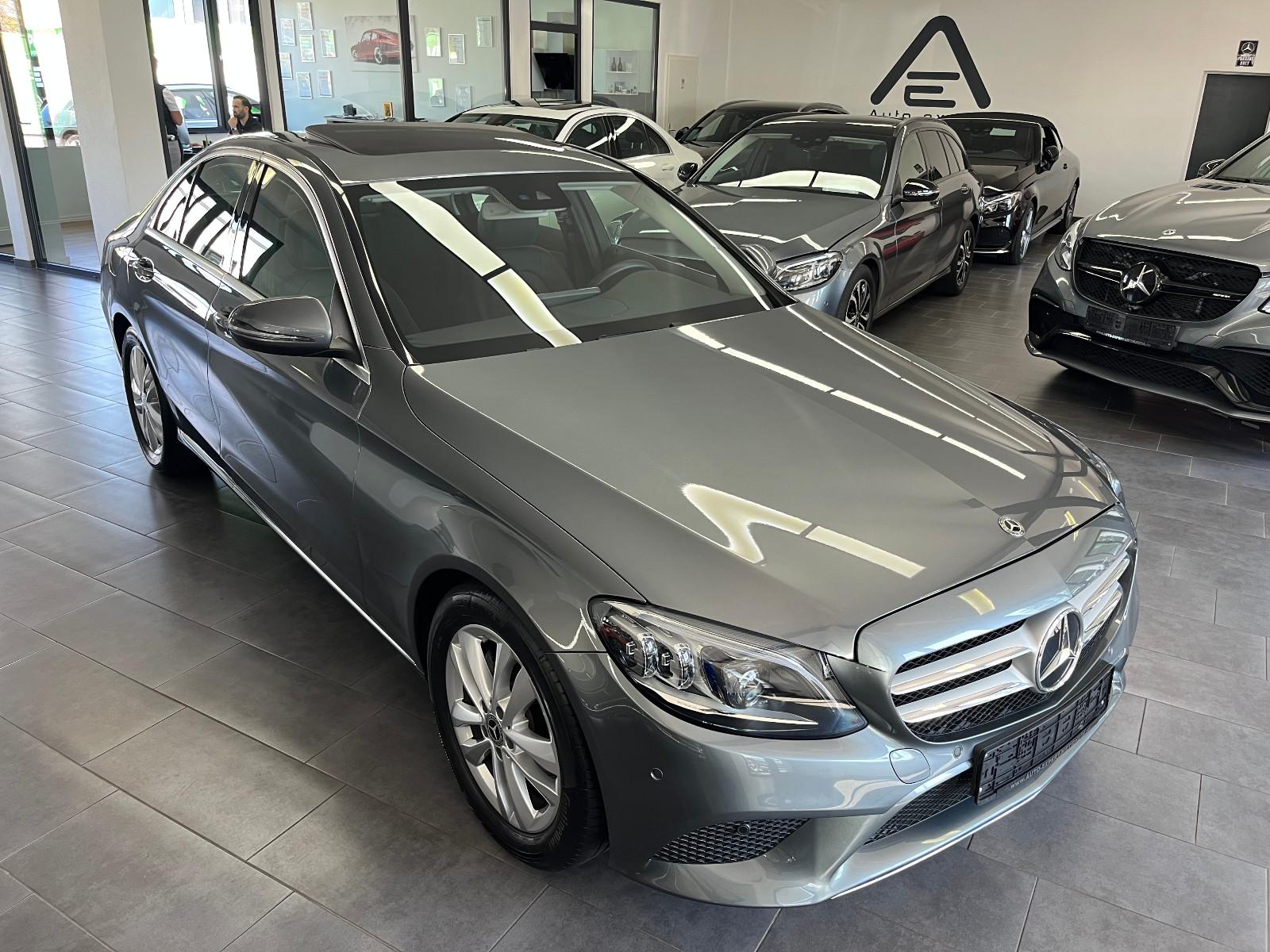 Mercedes-Benz C 180 Lim. Navi/LED/Kamera/Glasdach/Spurh./Totw.