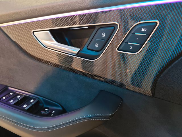 SQ8 4.0 TDI quattro *Matrix*Varbon*Pano*AHK*